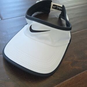Nike Black and White Sports Visor